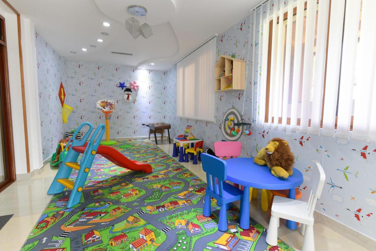 Hotel Iris Zlatibor Buitenkant foto