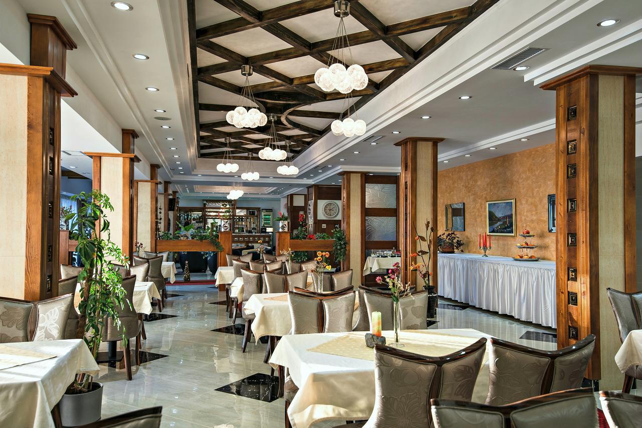 Hotel Iris Zlatibor Buitenkant foto